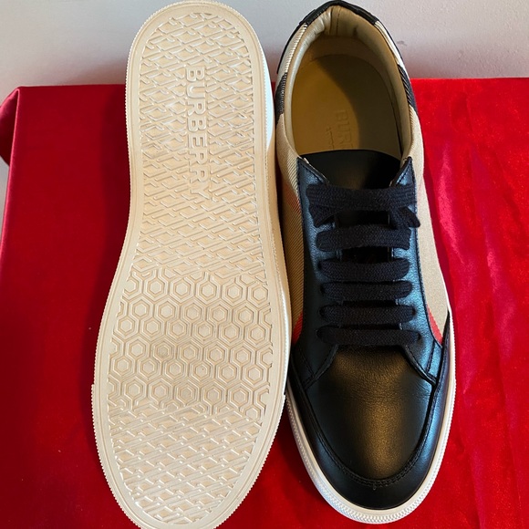 BURBERRY New Salmond Check Sneakers - Picture 2 of 6